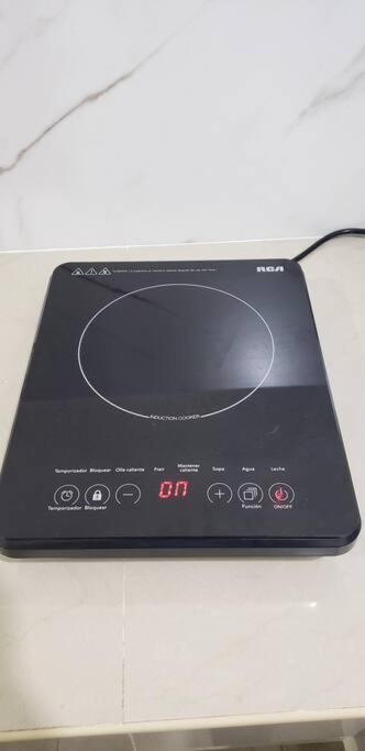 シウダー・バージェスDepartamento Privado7, 2 Camas Matri, Parking, Cocina Equipada, Wifi 65 Mb, 2 Climas,Centrico,Tv Smartアパートメント エクステリア 写真